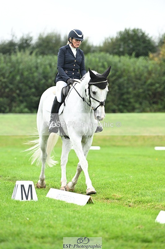 241024-142054-04474 - 415-Tanya.Nevile-IRISH.LENNIE