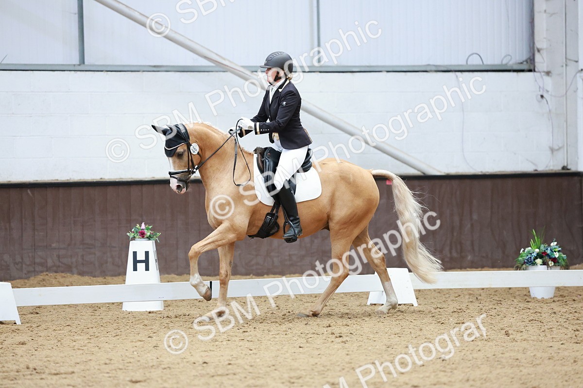 SBM_009857 - Class 6b - Novice 6 - 12.40-13.43