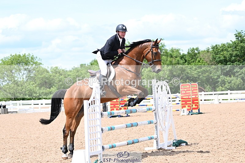 240619A-144240-00717 - Cls 4 Snr Newcomers and 1.10m Open