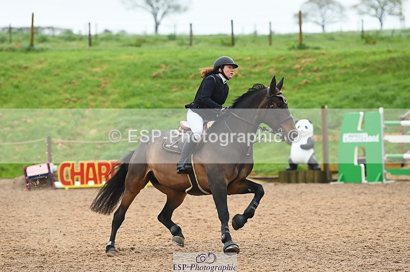 230505A-103432-02942 - Cls 20 Snr Foxhunter