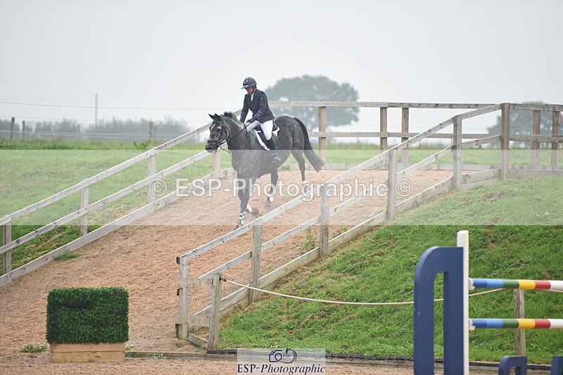 230916A-165624-05697 - Cls 19 Snr 1.10m Derby