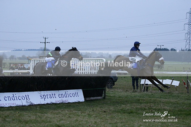 PtP 230122 850 - Cocklebarrow Races - Heythrop Hunt - 23/01/22