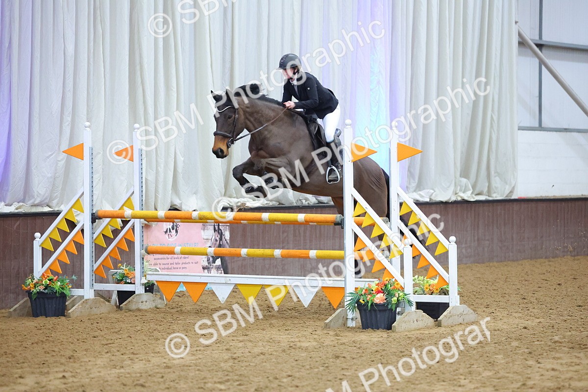 SBM_010648 - Class 23 - Senior Newcomers/ 1.10m Open - First Round (1.10m)