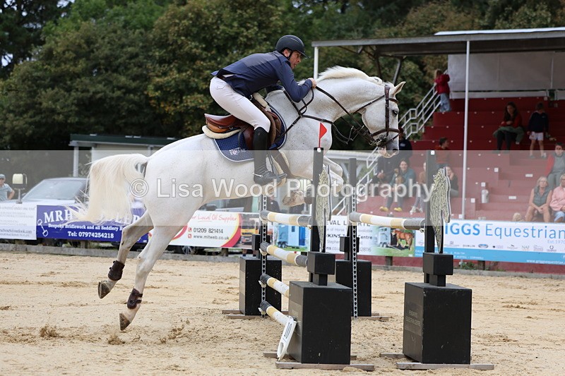 3E7A3272 - Class 9: Senior Foxhunter/1.20 open