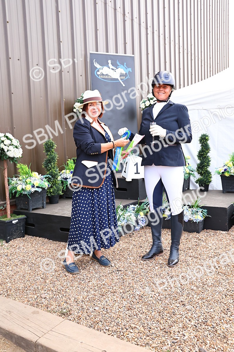 SBM_003978 - Presentations - cart