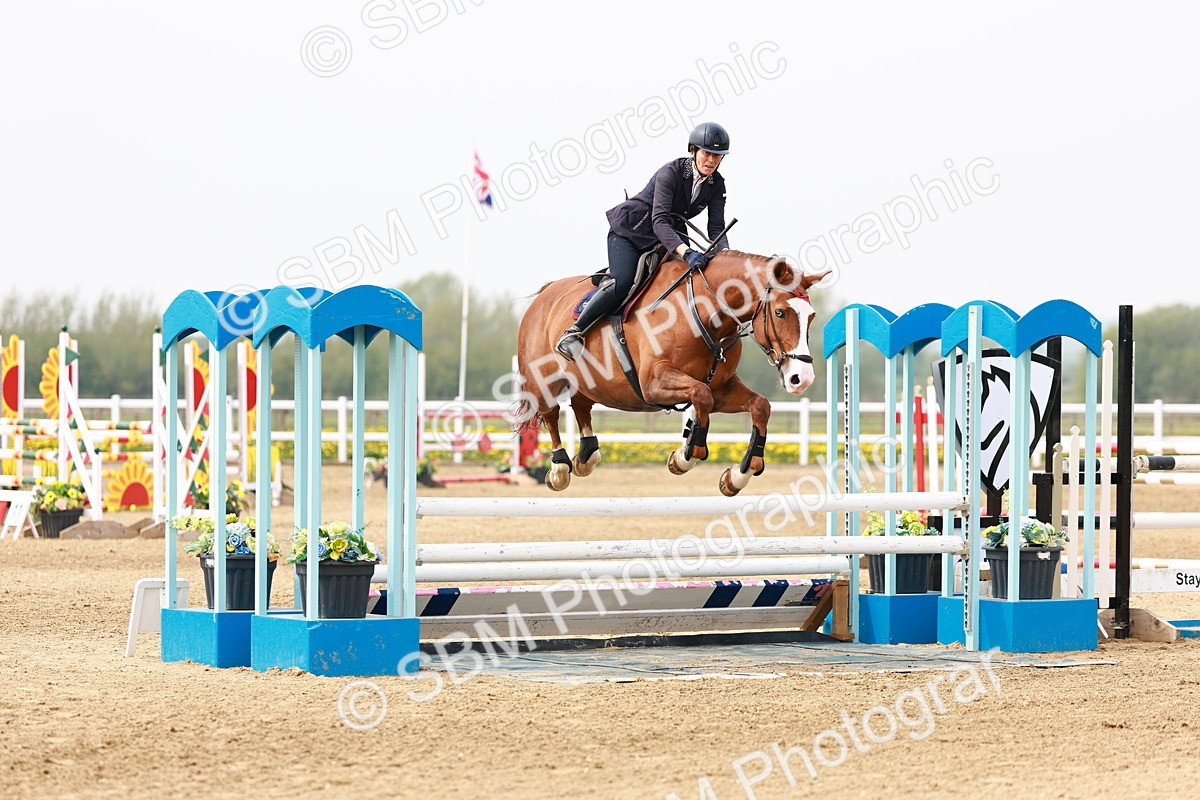  - Class 18 - Senior Newcomers - 1.10m