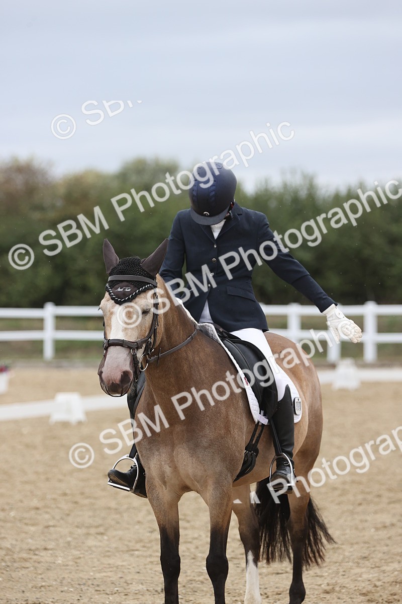 SBM_004258 - Class 9 - Novice 3 Champs