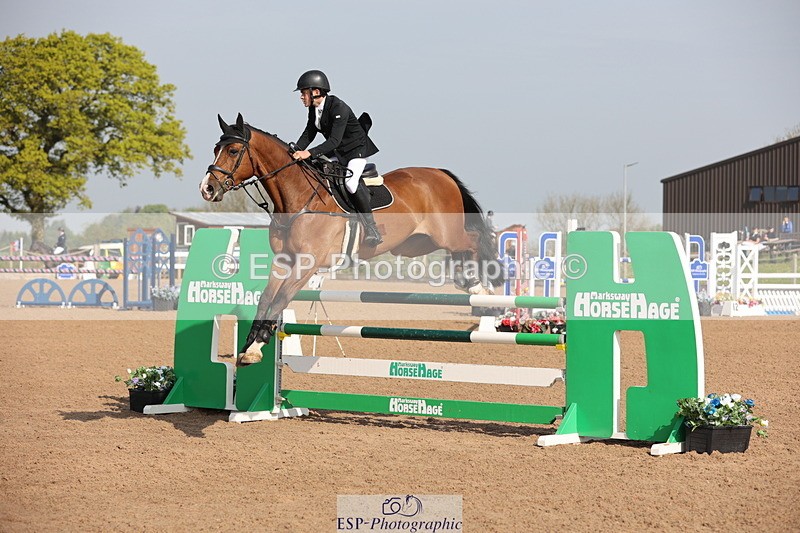 240511A-091456-10980 - Cls 32 Foxhunter