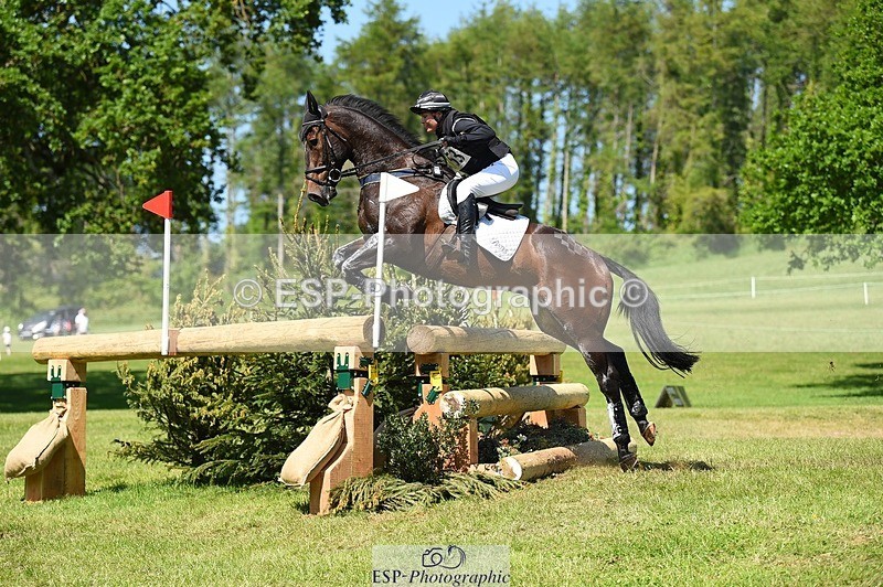 230527-151524-10333 - 353-THE_RIPPER-Bundy_Philpott-XC