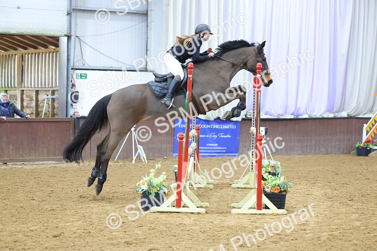 SBM_010645 - Class 23 - Senior Newcomers/ 1.10m Open - First Round (1.10m)