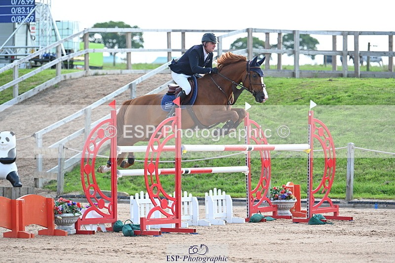 230721A-092554-04950 - Cls 2, 2 Star Small 1.30m