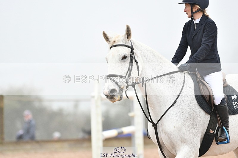 241102A-113452-04334 - SAT Cls 9 British Novice and 90cm Open