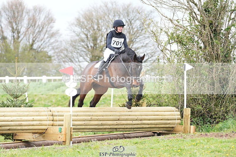 250419-134225-11324 - 701-Angela.Gilbert-FOURFIELDS.CRUISE.ON