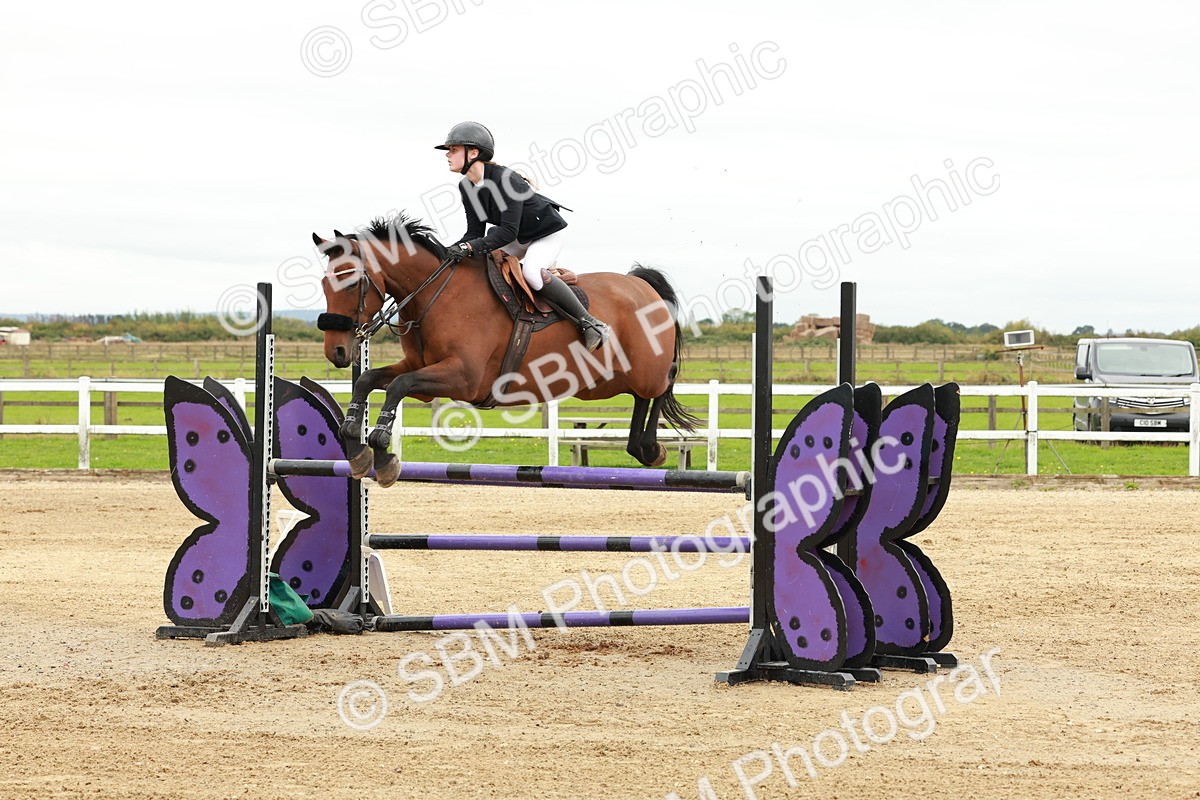 1I0A7728 - Class 4 - Senior Newcomers 1.10m