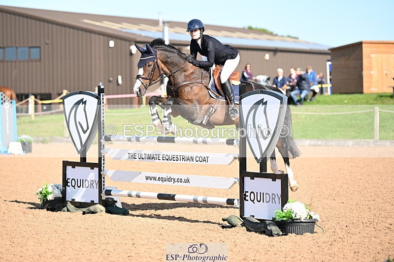 240913A-102334-03477 - Cls 13 Snr 1.05m & 1.10m Open