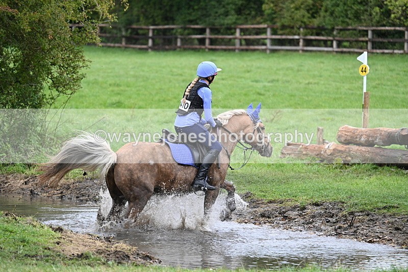 WJ7_1668 - Time at Photographer 13:13 to 13:26