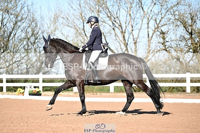 260214-103648-03443 - 115-Louise.Hutchinson