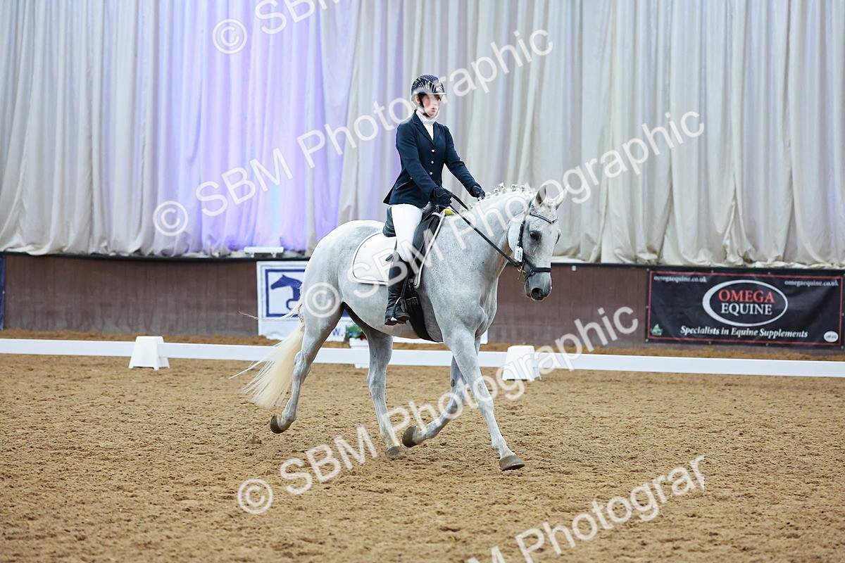 SBM_004088 - Class 12 - E2 Championship - 14.50-15.53