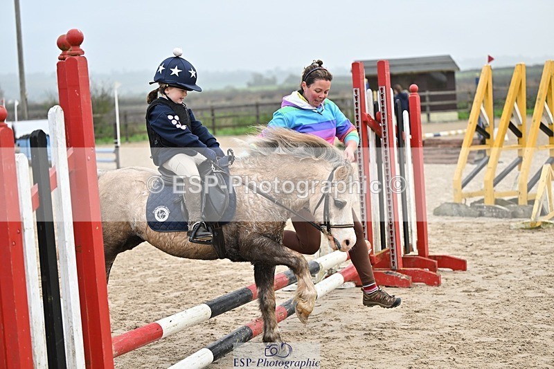 241110-093626-00020 - 40cm Showjumping