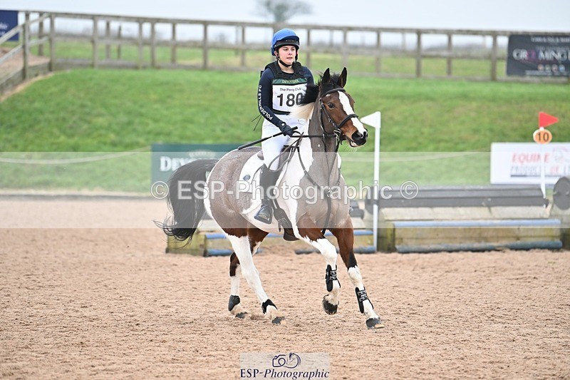 250118-134429-01298 - Cls 3A&B 90cm 13.20 to Coursewalk