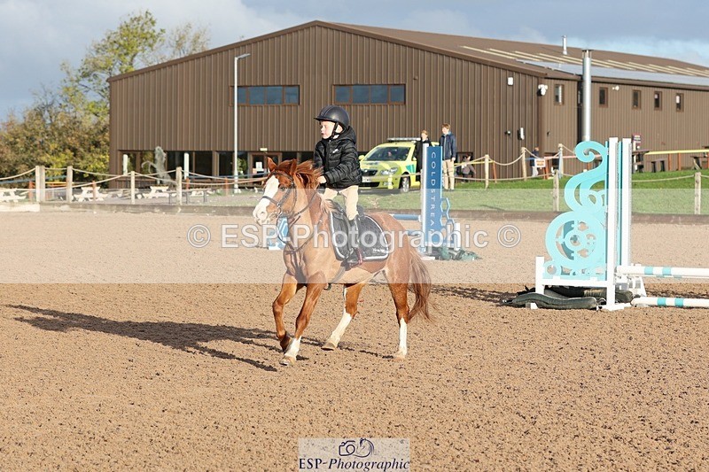 251025-093157-00715 - Cls 20 Clear Round 50cm