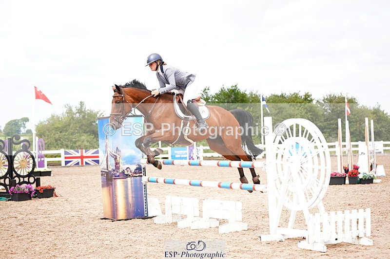 240804A-121424-10765 - Cls 51 1.05m Amateur Qualifier