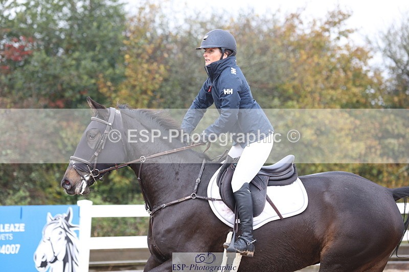 231112A-111850-03546 - Cls 18 Discovery & 1m Open