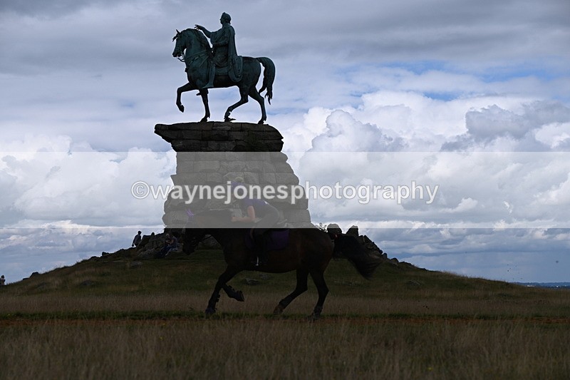 DSC_9449 - Time at Statue 15:11 to 15:58