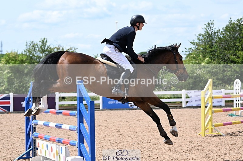 240619A-143631-00664 - Cls 4 Snr Newcomers and 1.10m Open