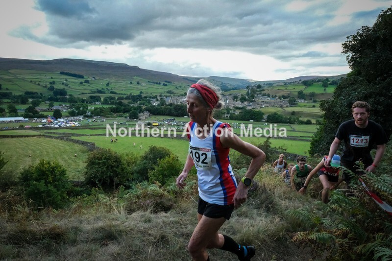 DSCF5122 - Reeth Fell race seniors