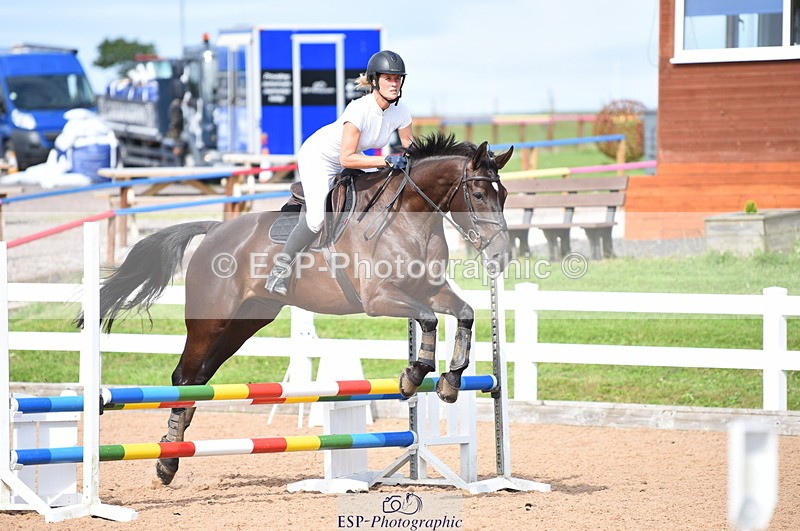 230718A-165116-00158 - 70cm