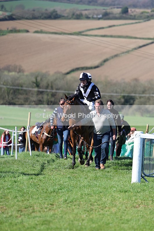 3E7A5472 - Race 5: Mens Open