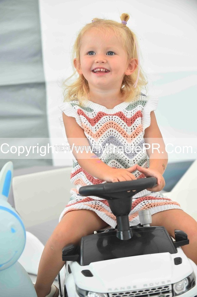 SH4_2109 - Bonny baby competition.