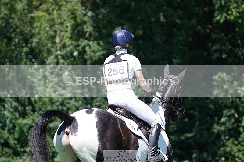 240811A-141648-04240 - 256-