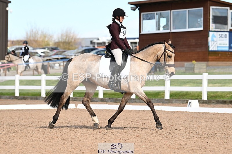 240324A-131537-03588 - Novice 27, 12.30 to 13.50