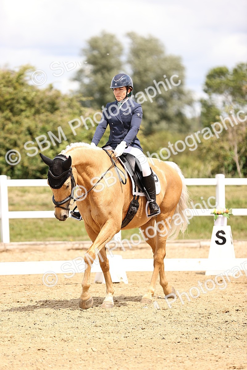 SBM_002997 - Class 2 - Novice 4 - 12.00-13.10