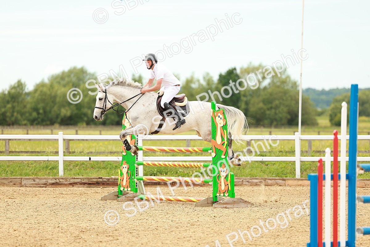 SBM_002075 - Class 4 - Senior Newcomers - 1.10m