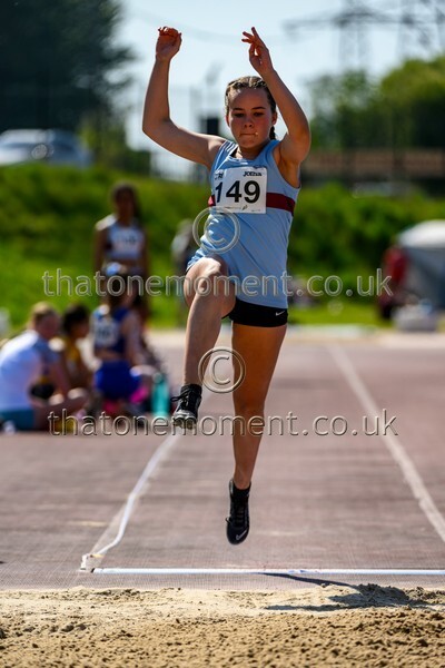 West25Sat-928612 - Field Female