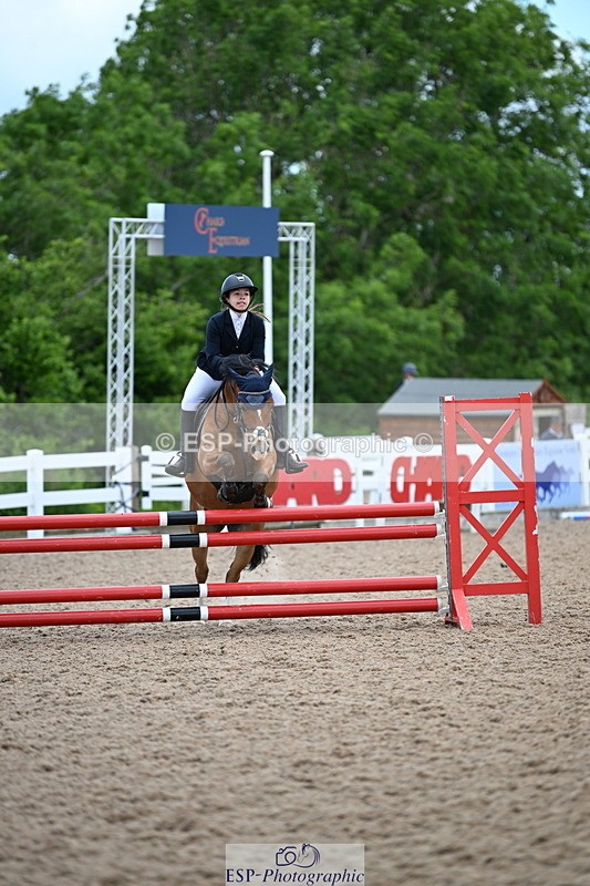 240608A-121508-00833 - Cls 9 Pony BN Jump Off and Presentations