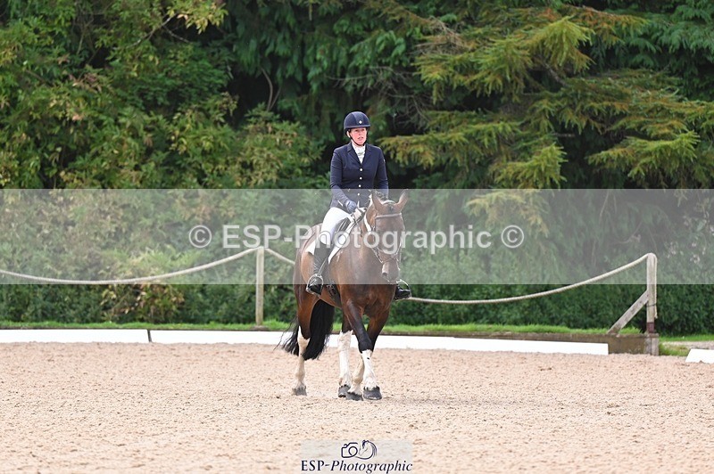 240809-102538-00177 - 112-Caroline.Hutchens-Clogorrow's.Socky