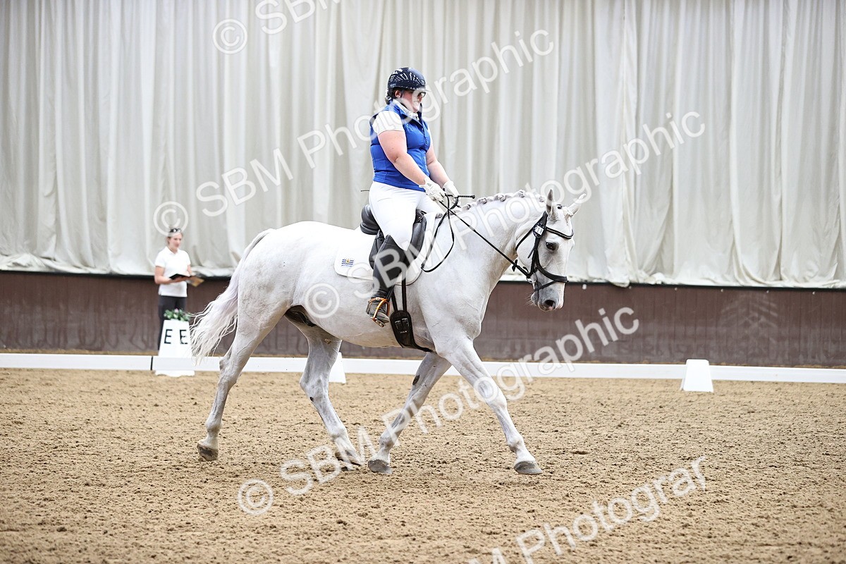 SBM_001917 - Novice 4 - 11.15-13.22