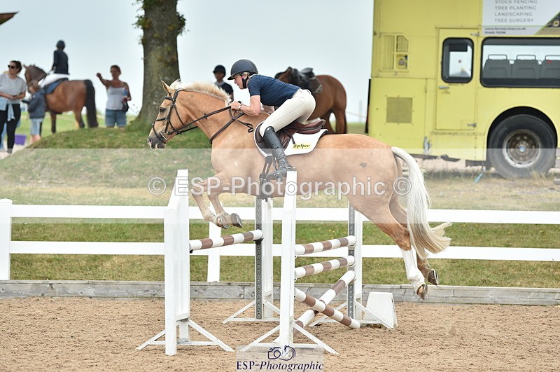 230611A-122336-05475 - Cls 34 1.05m Amateur Qualifier