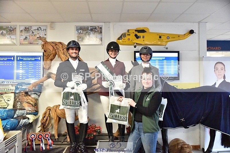 250214-153814-02619 - Freestyle Medium Gold Presentations