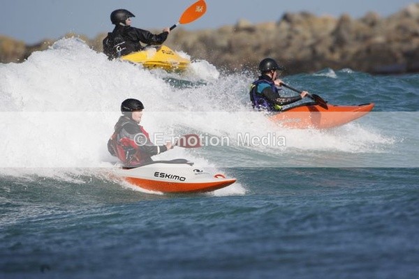 KY 140309-35 - Kayaking