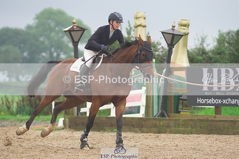 231017A-161902-07879 - Cls 31 Snr 1m Derby