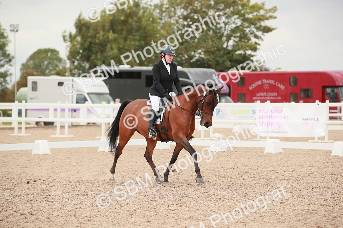 SBM_06051 - Class 32 - Novice 1