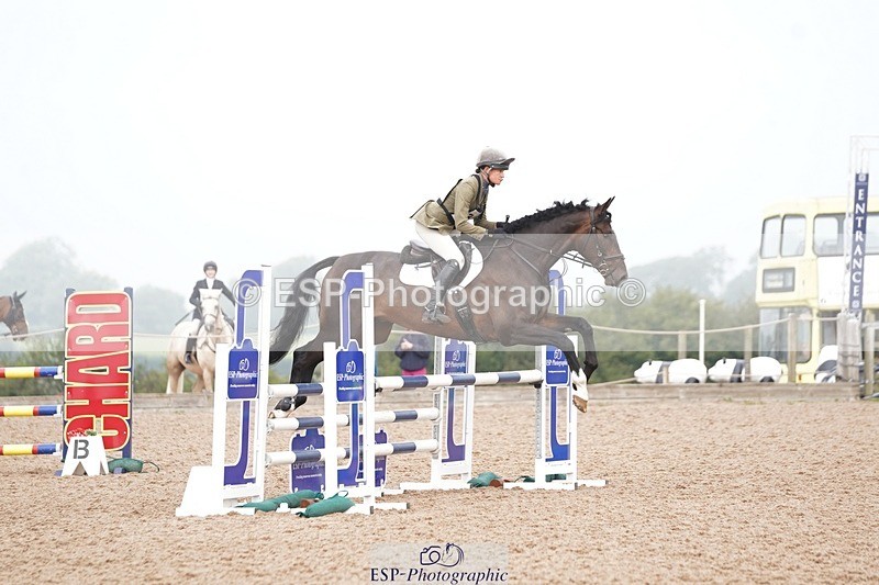 240901A-091932-05299 - 302-Rosie.Bradley-Hole-CAPABILITY.BROWN.II