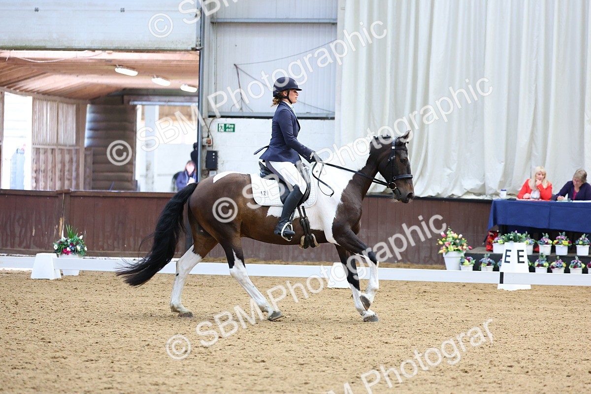 SBM_015894 - Class 15 - Novice FSM - 9.50 - 11.10