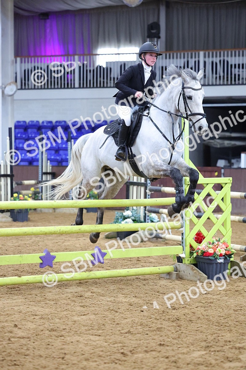 SBM_010086 - Class 21 - Nupafeed Supplements Senior Discovery/ 1m Open - First Round (1.00m)