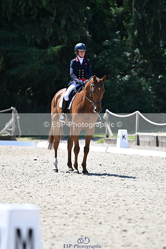 250522A-122549-03731 - C-202-Kitty.King-MBF.REDHOUSE.EVOQUE